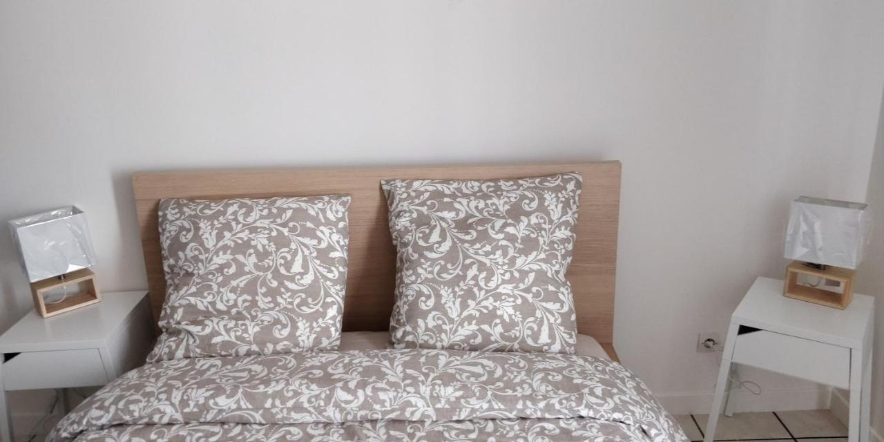 Modern 1 Bedroom Apartment Near The Metro. 이브리쉬르센 외부 사진