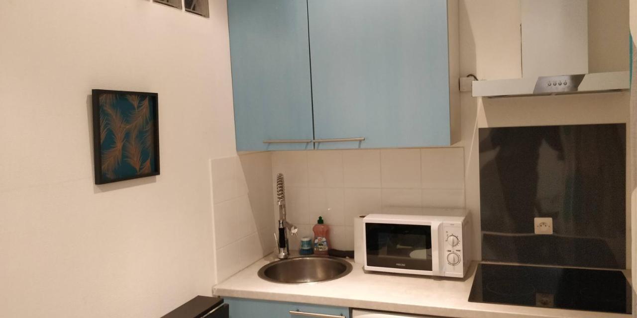 Modern 1 Bedroom Apartment Near The Metro. 이브리쉬르센 외부 사진