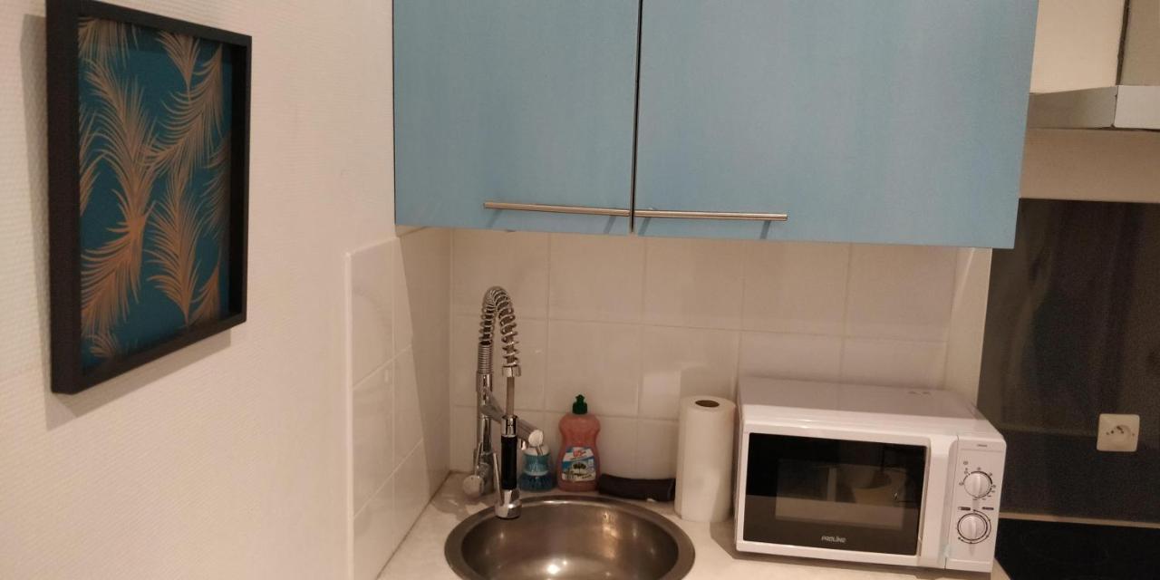 Modern 1 Bedroom Apartment Near The Metro. 이브리쉬르센 외부 사진