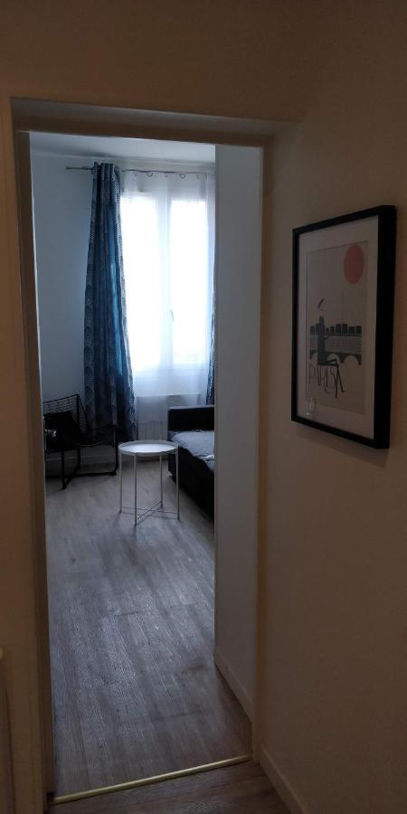 Modern 1 Bedroom Apartment Near The Metro. 이브리쉬르센 외부 사진
