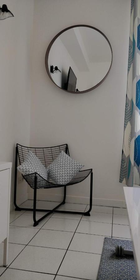 Modern 1 Bedroom Apartment Near The Metro. 이브리쉬르센 외부 사진
