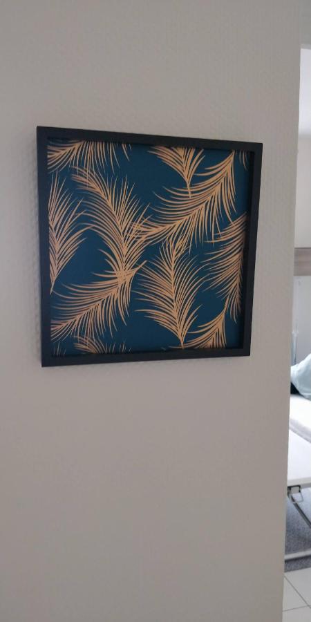 Modern 1 Bedroom Apartment Near The Metro. 이브리쉬르센 외부 사진